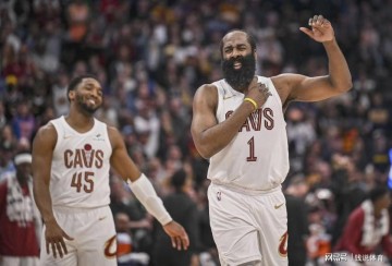 九游娱乐平台-骑士122-116擒鹰取四连胜，赛后四大利好曝光，东决之路稳了