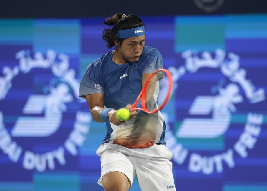 [图]ATP迪拜站：张之臻0-2不敌阿利亚西姆 止步首轮